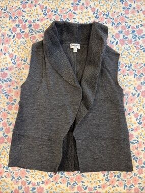 Splendid Dark Gray Shawl Collar Sleeveless Cardigan Vest